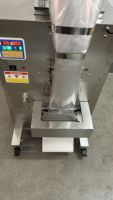 Machine d'emballage automatique commerciale à double tension 360/220V 50/60Hz pour produits granulaires