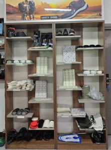 <span class=keywords><strong>Visiteur</strong></span> couvre-chaussures anti-dérapant Anti-écrasement atelier industriel réglable élastique réutilisable capuchon en acier Protection des orteils hiver été - Product Image 2