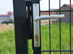 Puertas de Hierro de Una Hoja Fáciles de Instalar y de Larga Duración, Diseños de Puertas de Jardín de Una Hoja, Conjuntos de Puertas de Tubos Redondos, Puertas Batientes en Venta - Product Image 5