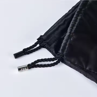 Chapeaux en satin de soie personnalisés Casquettes Sac à poussière pour cadeau d'achat Perruques à cordon imprimées avec logo personnalisé Emballage de cheveux Pochette en satin
