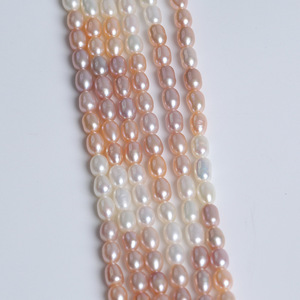 สร้อยคอมุกน้ำจืดธรรมชาติขนาด 4-4.5 มม. หลากสี รูปทรงข้าวสาร แบบกึ่งสำเร็จรูป สีลูกกวาด สำหรับงาน DIY อุปกรณ์ตกแต่งเครื่องประดับมุก - Product Image 4
