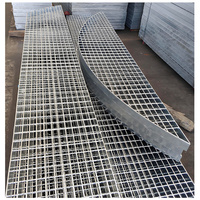 Grille de fenêtre de sous-sol en acier métallique, utilisation durable, grille plate en métal, couverture de puits de fenêtre de sous-sol extérieure, robuste