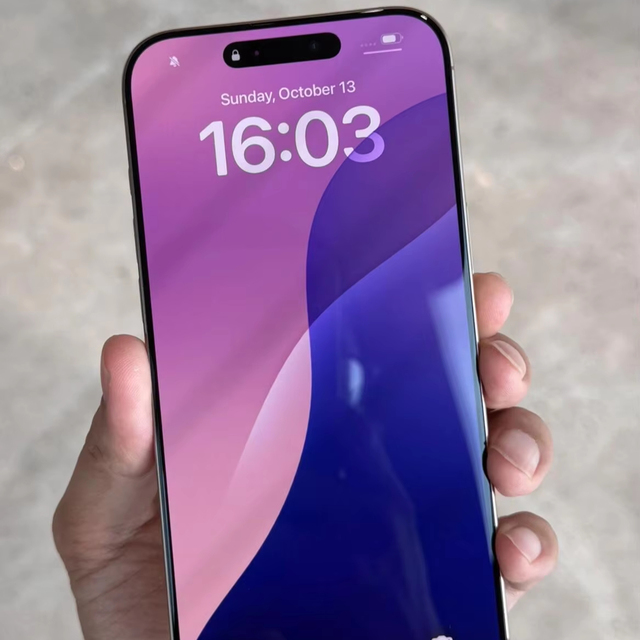 Low Price Wholesale 16 Pro Max 5G LTE HD 6.9" Screen Smartphone 5000mAh Battery Gaming Features Sealed Box & Accessories