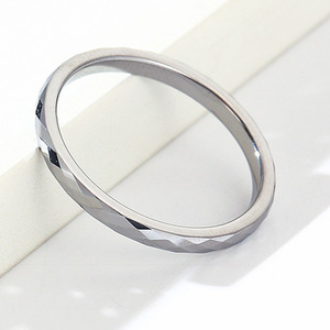 Unisex Phong Cách Đồ Trang Sức Mỹ Cong Vòng Vonfram 18K Mạ Vàng 2Mm IP Năm Lớp Hoa Cho Đám Cưới Engagement Ban Nhạc - Product Image 4