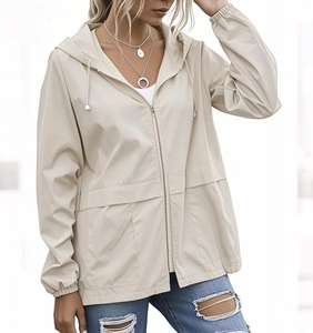 Imperméable à capuche coupe-vent imperméable pour femme en polyester léger de haute qualité - Product Image 2