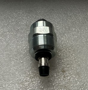 Vanne solénoïde de carburant haute qualité 24V 030001016 pour pompe de distribution de type VE du système <span class=keywords><strong>Bosch</strong></span> - Product Image 1