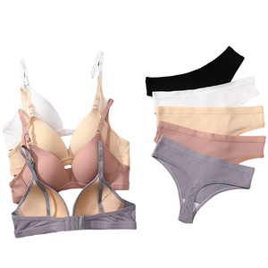 Set reggiseno 2 pezzi senza cuciture da donna in cotone tinta unita - Product Image 4