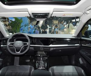 2025 nuevo vehículo de energía coches de pasajeros Auto <span class=keywords><strong>Vw</strong></span> Passat Phev sedán nuevo híbrido de tamaño mediano coche eléctrico para Volks-wagen China barato - Product Image 5