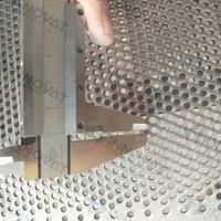 Tôle perforée à trous carrés en acier inoxydable 304, ouverture de 5 mm, épaisseur de 2 mm, panneau décoratif
