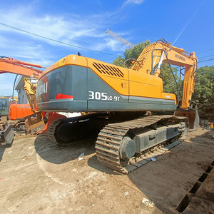 Excavatrice sur chenilles hydraulique d'occasion Hyundai Robex 305LC-9T modèle 2023, machine de terrassement, moteur Hyundai, 30,2 tonnes - Product Image 6