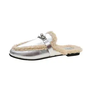 Fivela de metal dedo do pé fechado semi-reboque sapatos de pelúcia feminino 2023 inverno novo fundo liso lambswool cor sólida chinelos casuais