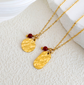 18 قيراط مطلية بالذهب غير النظامية هندسية عملة القصدير نمط أحمر الفاكهة الكرز الأحمر العقيق سلسلة قلادة الفولاذ المقاوم للصدأ - Product Image 6
