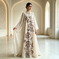 Robe Abaya Musulmane Élégante en Viscose Brodée avec Motif Floral, Manches Longues, Appliques Riches et Respirante