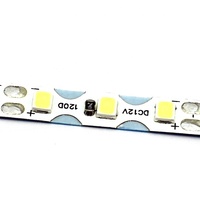Regenfest IP44 120LEDs/m SMD2835 DC12V S-Form Flexibler LED-Lichtstreifen für 3D-Werbung, Beschilderung und Display-Dekoration