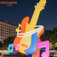 Guitare géante gonflable avec notes de musique, grande décoration gonflable sur le thème musical pour événements en plein air