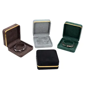 Kemasan Display Perhiasan Gelang Plastik Kecil untuk Hadiah Merek Kustom Kotak Gelang Kemasan Perhiasan Beludru dengan Logo