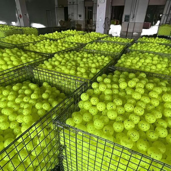 JH Customized Pickleball Balls logo High Quality USAPA Outdoor 40 Holes Pickleball Ball