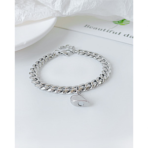 女性のための<span class=keywords><strong>2pcs</strong></span>ステンレス鋼カップルブレスレット男性愛ハートシルバーカラー親友リストバンドマグネットチェーンギフト - Product Image 4