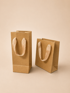 Sac shopping en papier rose de luxe avec impression dorée, poignée en ruban, emballage exclusif pour parfums et cosmétiques, sac plat standard - Product Image 3