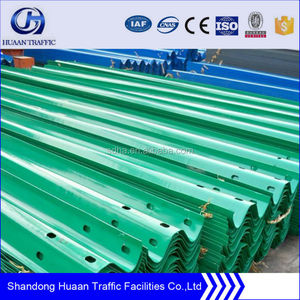 EN1317 Acero galvanizado de alta resistencia Vehículo de autopista Seguridad vial W Beam <span class=keywords><strong>Guardrail</strong></span> Barreras de tráfico Precio para entrada de carretera - Product Image 2