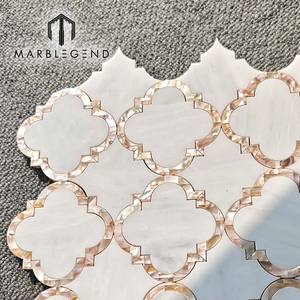 Mosaico di lusso artigianale <span class=keywords><strong>a</strong></span> forma di lanterna con conchiglie e marmo bianco misto, realizzato con tecnica waterjet per pareti e pavimenti di ville. - Product Image 2
