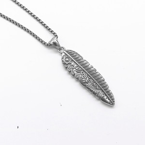 Yunnique – pendentif en plumes en acier titane, collier long rétro, bijoux à la mode unisexes - Product Image 5