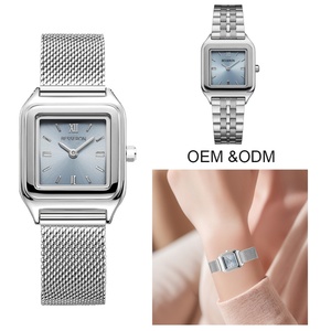 Montre-bracelet élégante pour femme, cadran en maille dorée à chiffres romains, étanche, carrée, 26 mm, en alliage, style affaires - Product Image 5