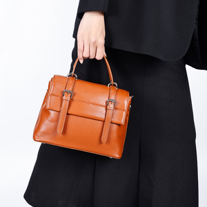 Venta al por mayor de cuero genuino para mujer, bolsos de mano con logotipo personalizado, bolso de hombro tipo bandolera para mujer, bolso de mensajero de moda de lujo para mujer - Product Image 5