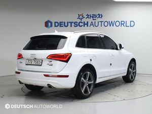Audi Q5 TDI 2015 Usado en Buen Estado, Bajo Kilometraje, Diésel, Automático, SUV Familiar, Quattro, Tracción en las Cuatro Ruedas, Barato, para Exportación - Product Image 6