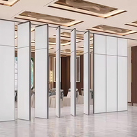 Cloison pliante mobile suspendue au plafond pour hôtels, banquets, salles à manger, gymnases et bureaux commerciaux - Design moderne mural