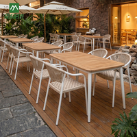 Ensembles de tables et chaises de restaurant commerciaux en gros, chaises à cadre en alliage d'aluminium blanc, mobilier de café et de restaurant imperméable