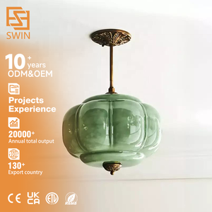 Lampadario Moderno Decorativo a Sospensione in Vetro a Forma di Lanterna a Zucca per Isola Cucina in Stile Nordico con Finitura in Ottone Anticato - Product Image 1