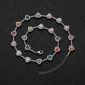 Accessori Hip-hop Europei e Americani, Collana Tennis da Donna Retrò con Cuore in Ottone da 10mm Intarsiato con Zirconi Colorati - Product Image 4