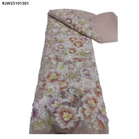 Mode Sequin Perlé Fleur Broderie Dentelle Tissu Floral Lourd Perlé Dentelle Tissu pour Vêtement