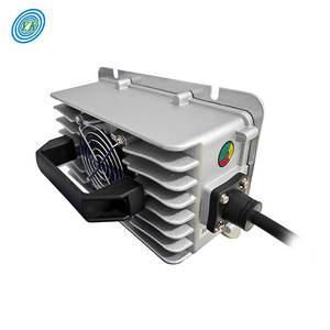 Chargeur de batterie portable YUCOO IP67 étanche en aluminium 12V 30A pour planches de surf <span class=keywords><strong>électrique</strong></span>s, compatible avec les batteries LiFePO4 et au plomb - Product Image 2