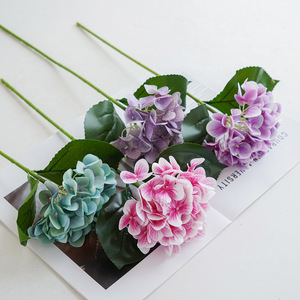 Flores de Hortensia Artificiales Multicolores de PVC Suave, Decoración Moderna para Bodas y Hogar - Product Image 1