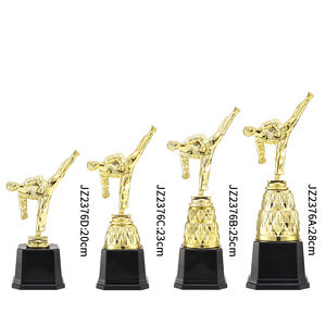 جوائز تذكارية مخصصة من JINZUN، كؤوس تايكوندو بلاستيكية، هدايا تذكارية بشعار مخصص، جوائز رياضية ذهبية - Product Image 3