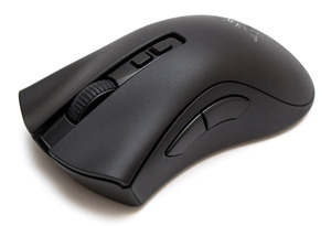 Ratón inalámbrico para juegos <span class=keywords><strong>Razer</strong></span> <span class=keywords><strong>DeathAdder</strong></span> <span class=keywords><strong>V2</strong></span> <span class=keywords><strong>Pro</strong></span> HyperSpeed, sensor óptico, 20000 DPI, no incluye base de carga. - Product Image 2