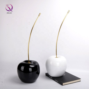 Ornements de cerise en résine minimaliste moderne décoration de bureau de salle à manger artisanat créatif de fruits de cerise pour la décoration intérieure moderne - Product Image 2