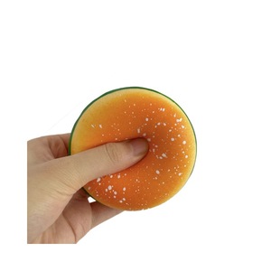 Juguetes Blandos de Croissant, Hamburguesa, Perrito Caliente y Pan de Piña, Juguetes Sensoriales Antiestrés para Niños y Adultos - Product Image 1