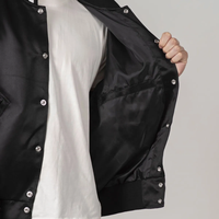 Veste en satin noir pour homme avec logo personnalisé, rayures blanches, polyester respirant, coupe confortable, vestes de sport varsity avec logo en patch