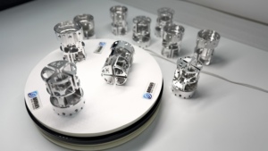 ISO9001 Factory Custom CNC Milling Machined Aluminum 6061 7075 Part High Precision <b>Metal</b> part with High Accuracy ±0.03mm - Product Image 4