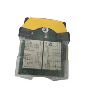 โมดูลรีเลย์นิรภัยรุ่นใหม่แท้ 751177 S7.2 C 24VDC 4 N/o 1 N/c มีสินค้าในสต็อก - Product Image 1