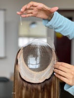 Mini perruque SHY en cheveux humains, cheveux vierges, lace front, base indétectable, design de marque