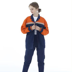 Куртка с длинным рукавом и карманами - Product Image 1