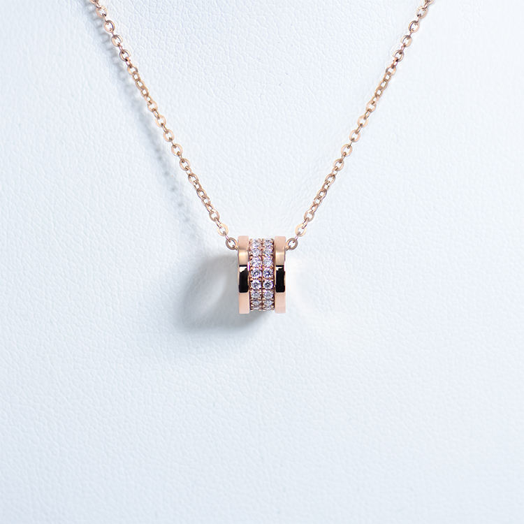 18k rose gold