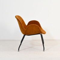 Fauteuil de loisirs moderne en tissu, avec dossier bas et coque incurvée, pieds en métal noir, pour hôtels et cafés (vente en gros)