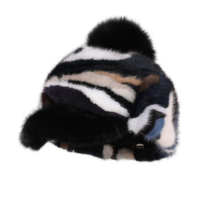 Casquettes en <span class=keywords><strong>fourrure</strong></span> de vison véritable Chapeaux de mode en <span class=keywords><strong>fourrure</strong></span> pour femmes multicolores Chapeaux chauds d'hiver colorés avec <span class=keywords><strong>pompon</strong></span> - Product Image 5