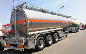 Semi-remorque citerne à 3 essieux en acier au carbone de haute qualité, capacité de 40 000 à 50 000 litres, conçue pour le transport de liquides - Product Image 3