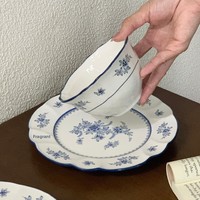 Service de table en céramique motif végétal vintage style français bleu Dae Manor – Cadeau idéal pour une nouvelle maison et un mariage